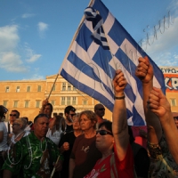 Влада Греції переклала відповідальність за борги на свій народ