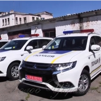 Поліція Рівненщини отримала нові позашляховики