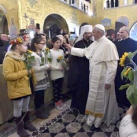 Папа Римський молиться за Донбас