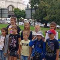 Діти загиблих учасників бойових дій поїхали відпочивати до Польщі
