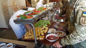 «Несмачна справа»:  суд зупинив реформу харчування в армії