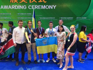 Пять юных изобретателей завоевали «золото» на конкурсе в Китае