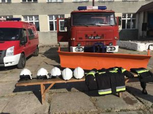 Поляки подарували пожежну автівку селу Стара Жадова