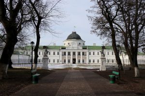 Шукають джерела фінансування для реставрації Качанівського палацу