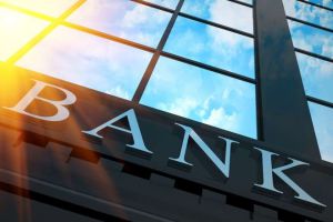 Унеможливити повернення банків їхнім колишнім власникам