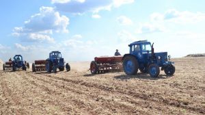 На Вінниччині аграріям рекомендують обмежити проїзд техніки населеними пунктами