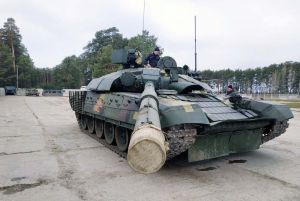 Тривають випробовування модернізованого дослідного зразка танку Т-72