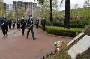 Голова Верховної Ради вшанував пам’ять ліквідаторів Чорнобильської катастрофи  
