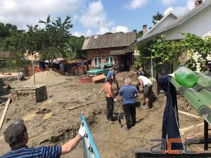 Постраждалим від паводку у Чернівецькій області почали надавати компенсації