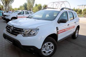 Луганщина: Медики трьох амбулаторій отримали автомобілі