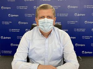 Дніпро: Місто звинуватило область  у коронавірусних фальсифікаціях