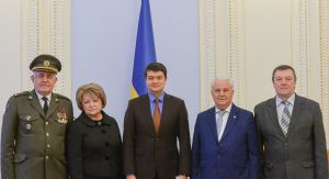 Голова Верховної Ради вручив відзнаки за вагомий особистий внесок у побудову незалежності Української держави