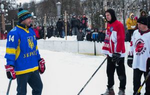 Хокей: УХЛ організувала у Тернополі «Тренування із зіркою»