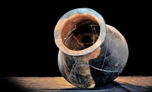 Полтавщина: Глиняний скарб скіфів відновили з уламків