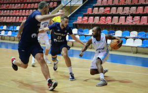Баскетбол: «Будівельник» переміг «Миколаїв»