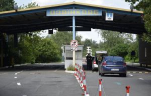 Возобновляет работу еще один КПП на границе с Венгрией
