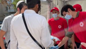 Черкащина: Хасидів забезпечили масками та антисептиками
