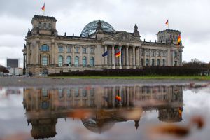 Німеччина: Народних обранців у Бундестазі занадто багато?