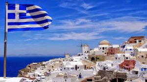 У деяких містах Греції знову запроваджено комендантську годину