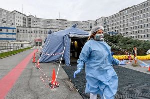 Німеччина захищається новими обмеженнями проти коронавірусу