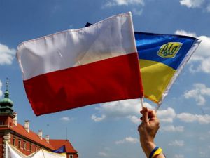 Polonia no puede sentirse segura sin una Ucrania independiente