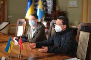 Посол Китаю запевнив, що Пекін економічно і політично підтримає Київ 