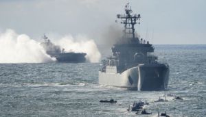 Російський морський тероризм: гуманітарний коридор як «живий щит» для обстрілів України (укр\англ)