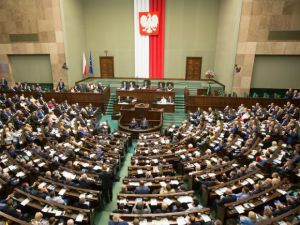 Польський Сейм засудив геноцид, вчинений російськими військовими в Україні 