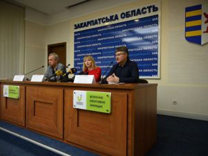Ужгород: Маріупольський драмтеатр звикає до Закарпаття