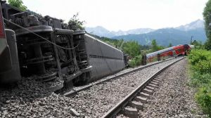 Німеччина: під час аварії потяга загинули дві українки 