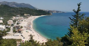 В Албанії розпочався активний туристичний сезон