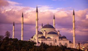 Травень став рекордним для туристичної галузі Стамбула