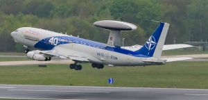Літак-розвідник НАТО розпочав патрулювання повітряного простору Румунії
