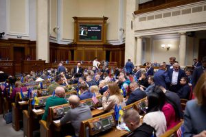 Верховна Рада України на пленарному засіданні 25 квітня прийняла чотири Закони, три законопроекти і три Постанови