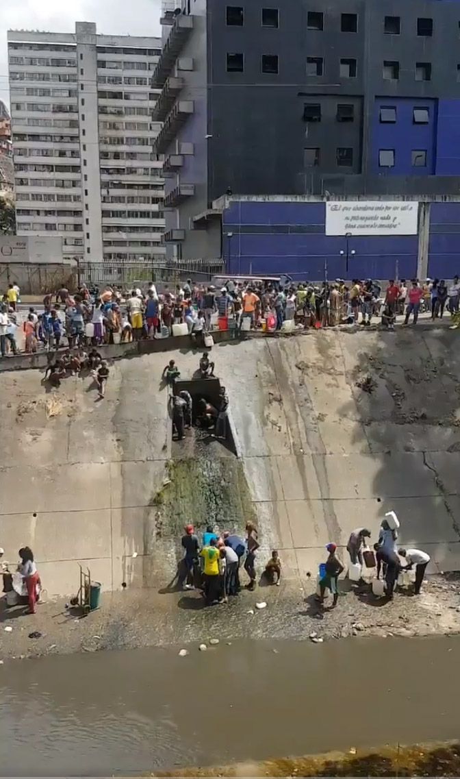 Венесуела без світла, води  і розуміння чого чекати в майбутньому