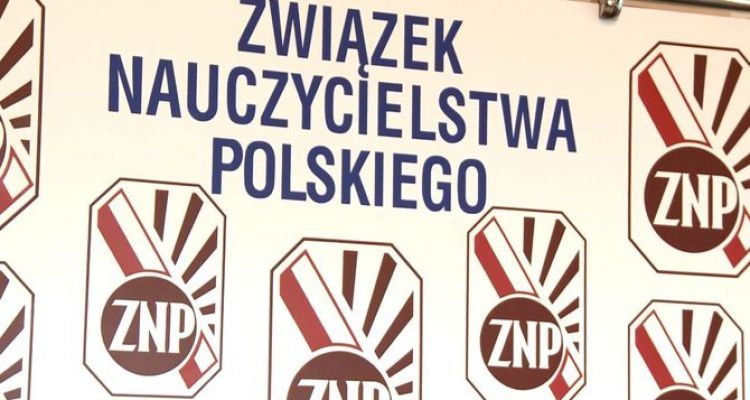 Масштабний страйк польських освітян триває