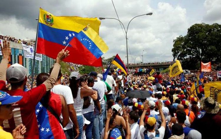 Протести у Венесуелі не стихають. Є загиблі