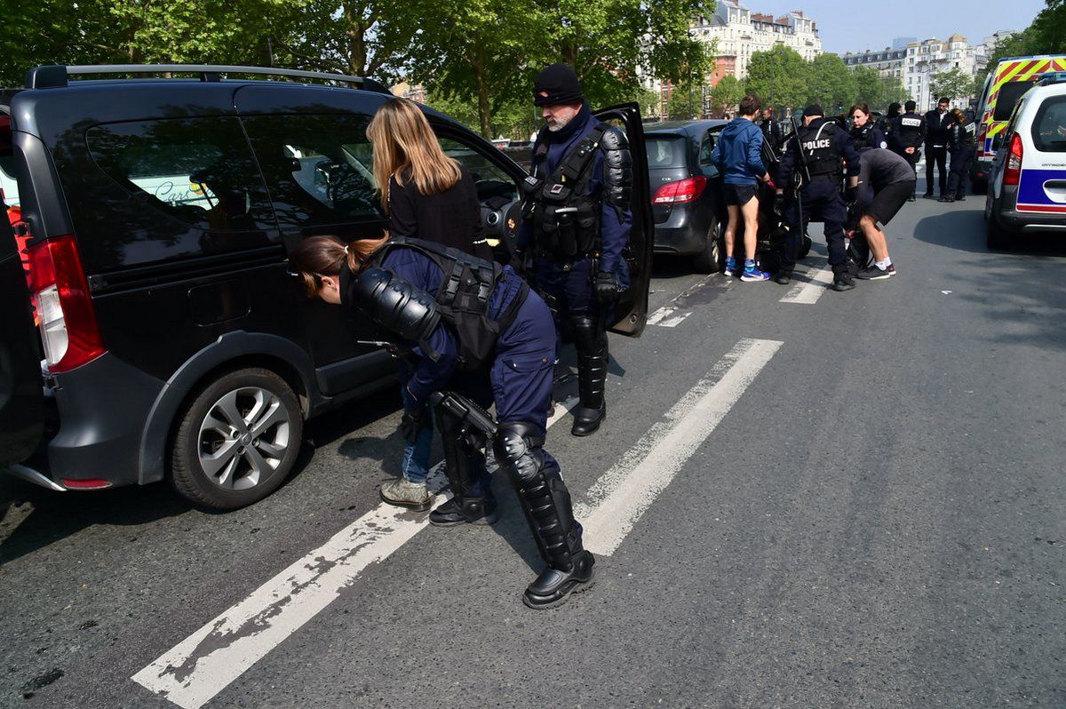 Сутички під час першотравневих демонстрацій у Парижі