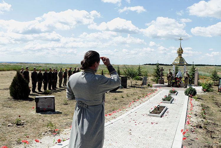 На Карачуні вшанували пам’ять військовослужбовців, які загинули під час Слов’янської операції