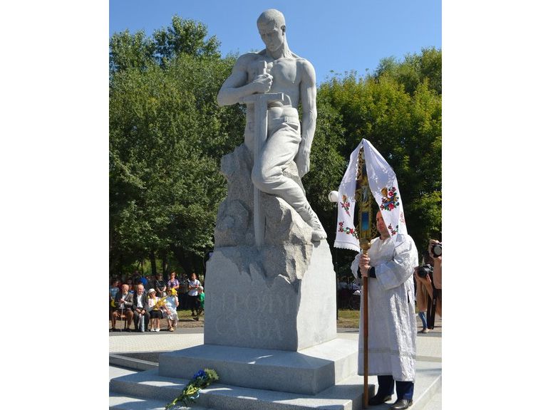 Чернігівщина. Пам’ятник переможцям у Ніжині