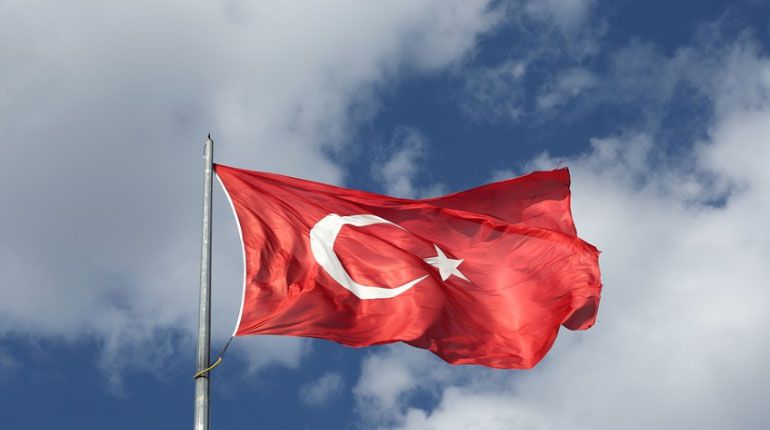 Діяти Туреччина  збирається самостійно