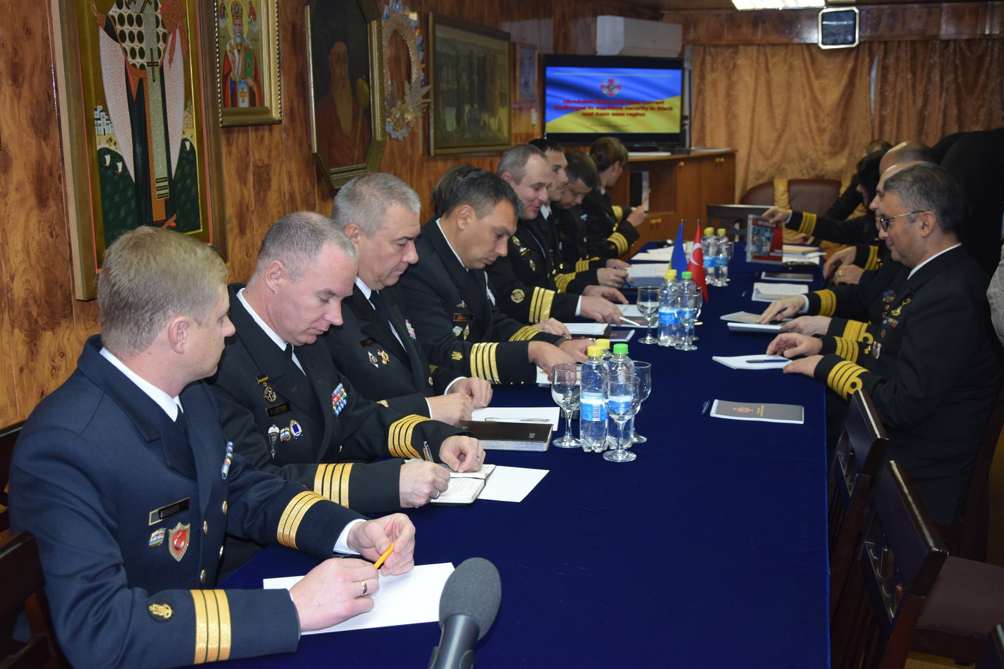 Туреччина запрошує на навчання українських військових моряків