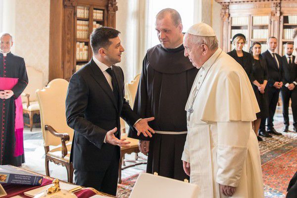 Solo el tiempo mostrará si Volodymyr Zelenskyy pudo convencer al Papa