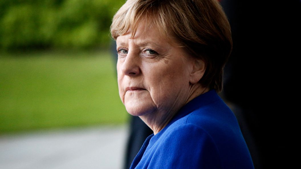 Меркель має піти
