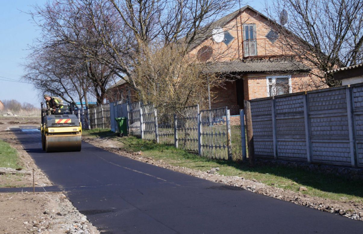 У Лохвиці багнюку містяни вже не міситимуть