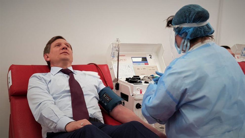 Народний депутат України Сергій Шахов здав плазму крові