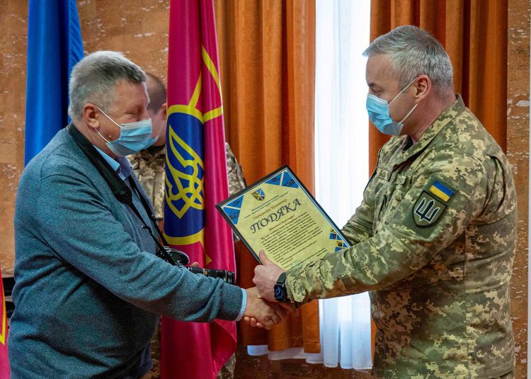 Генерал-лейтенант Сергій Наєв: «Між професіями військового і журналіста – багато схожого»