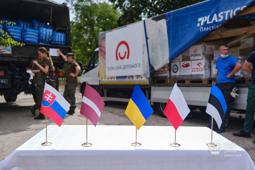 Гуманітарна допомога сходу не припиняється