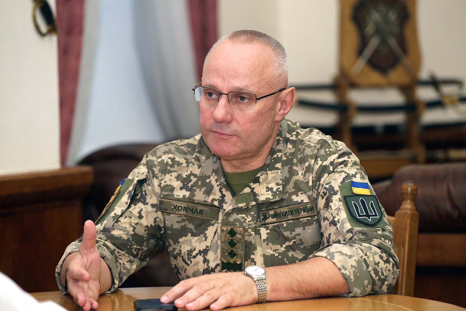 Головнокомандувач ЗСУ Руслан Хомчак: про поради партнерів з НАТО, чисельність війська, використання «Джавелінів» та «Байрактарів»