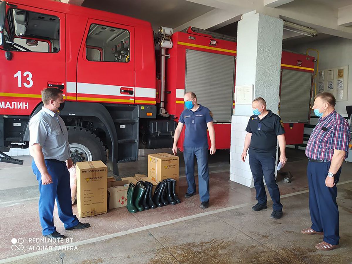 Пожежники Малинського району отримали нове обладнання